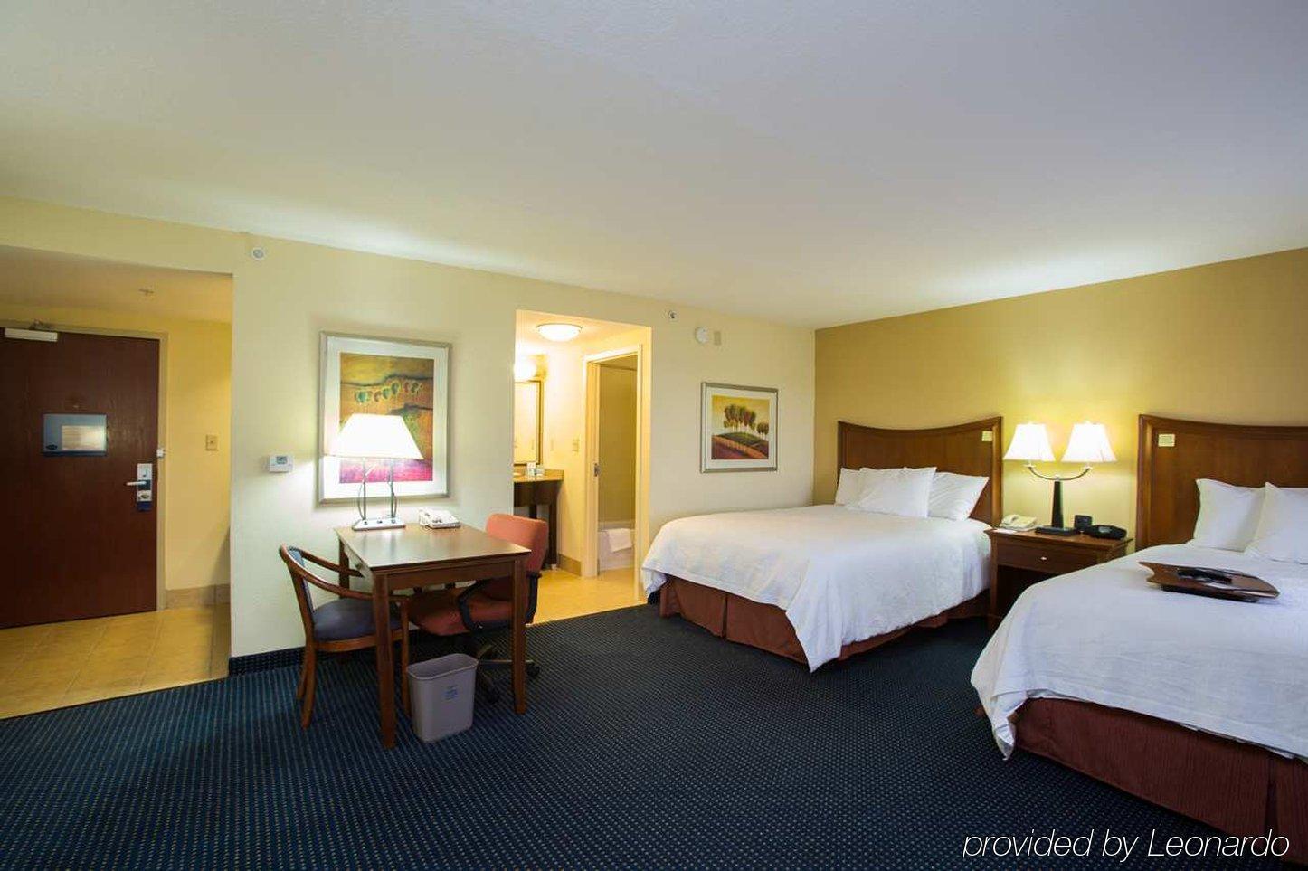 Hampton Inn & Suites Savannah - I-95 South - Gateway Exterior photo